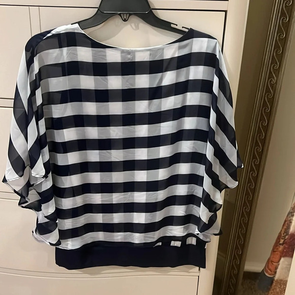 PerSeption Concept Black & White striped Blouse. Medium. New without tags. - Picture 2 of 2
